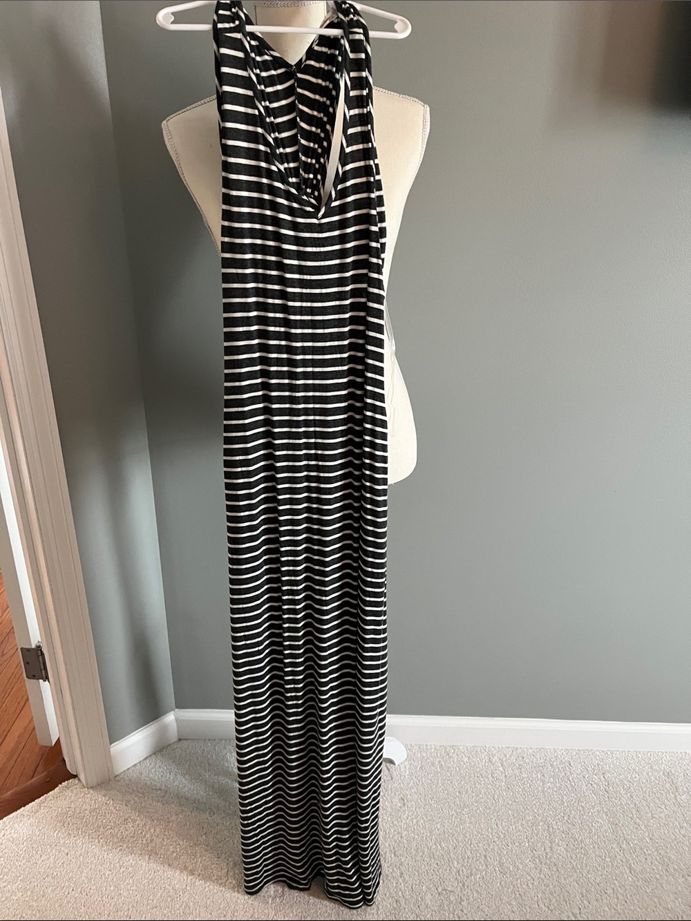 Black and White Striped Sleeveless Maxi